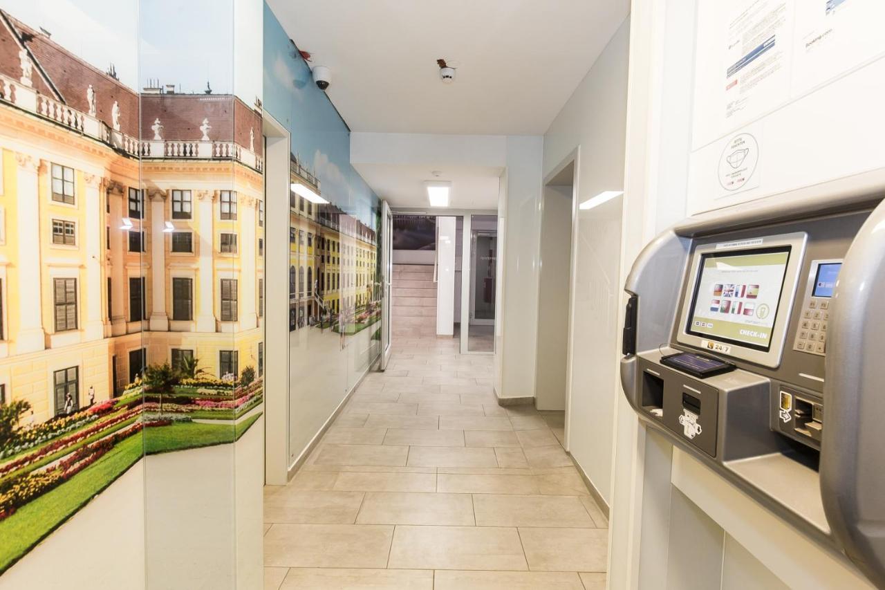 Smart Nano Living - Wien Hauptbahnhof - Self Check-In Exterior photo